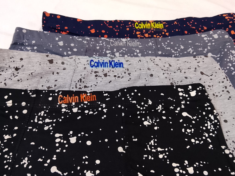 شورت پادار مردانه تمام چاپ Calvin Klein مدل اسپرت لکهای
