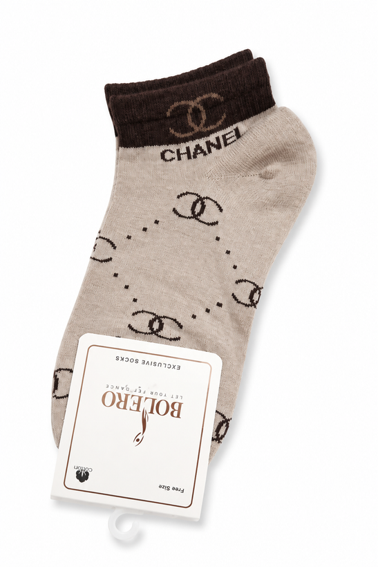 جوراب نیم ساق پنبه طرح شنل (Chanel) بژ/کرم با لبه شکلاتی