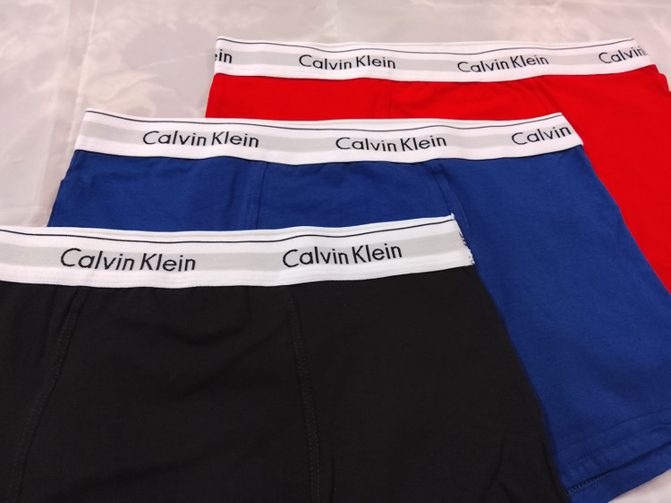 پک ۳ عددی شورت مردانه کلوین کلاین (Calvin Klein) مدل اسپرت – جنس نخ پنبه